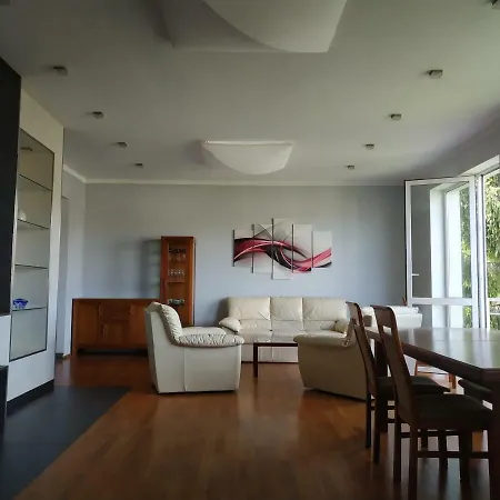 Apartament Roza Wiatrow Z Samochodem * Gdynia